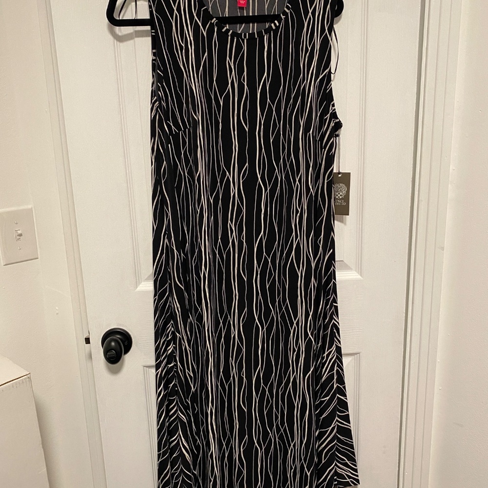 Vince Camuto Black & White Dress - 1X - NEW - NWT